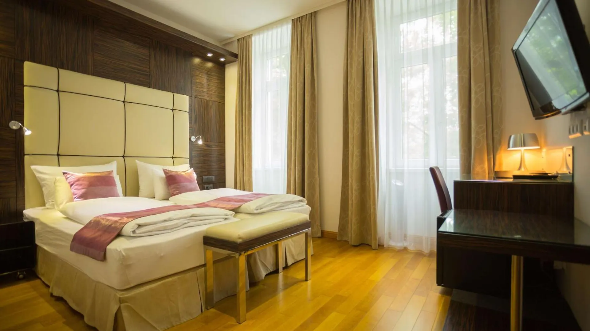 Best Western Plus Hotel Arcadia Vienna Austria