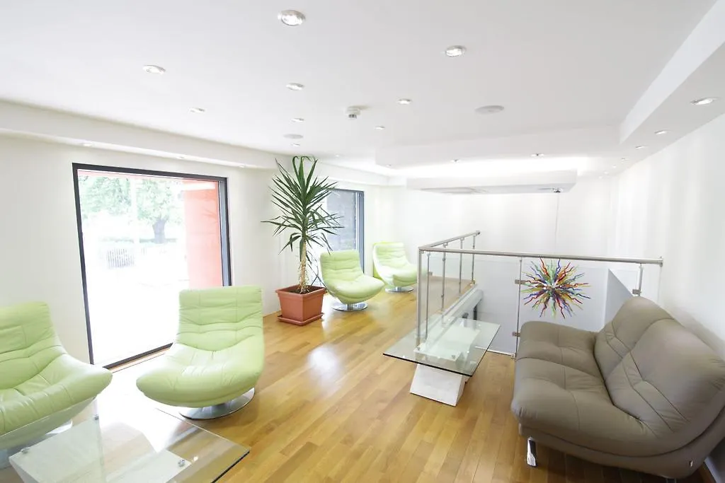 Best Western Plus Hotel Arcadia Βιέννη 4*,