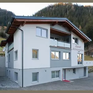 apart-alexandra.ischgl-hotels.net/