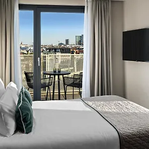 Leonardo West Hotell