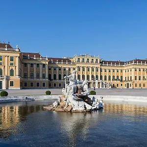 Schloss Schoenbrunn Grand Suite Appartement